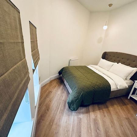 Royal Chambers Serviced Apartments กลาสโกว์ ภายนอก รูปภาพ