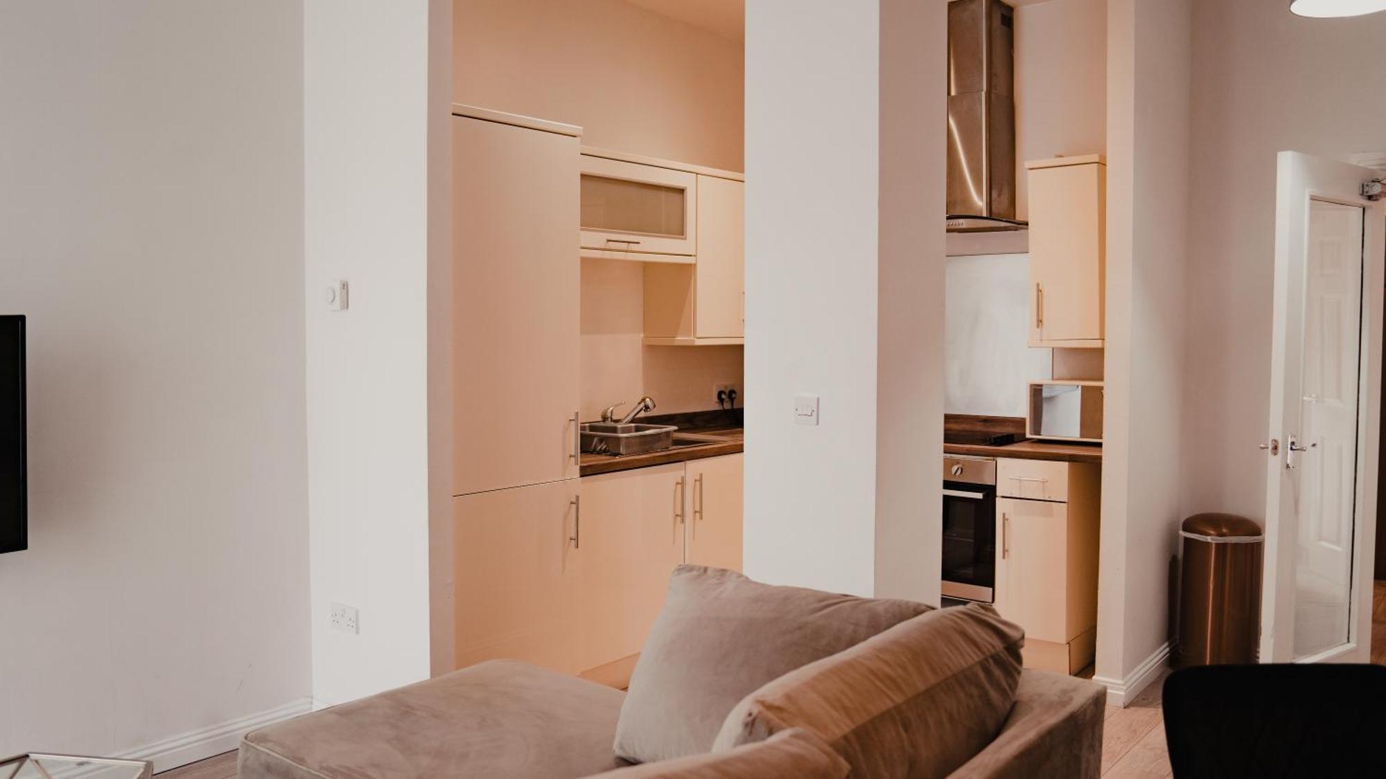 Royal Chambers Serviced Apartments กลาสโกว์ ภายนอก รูปภาพ