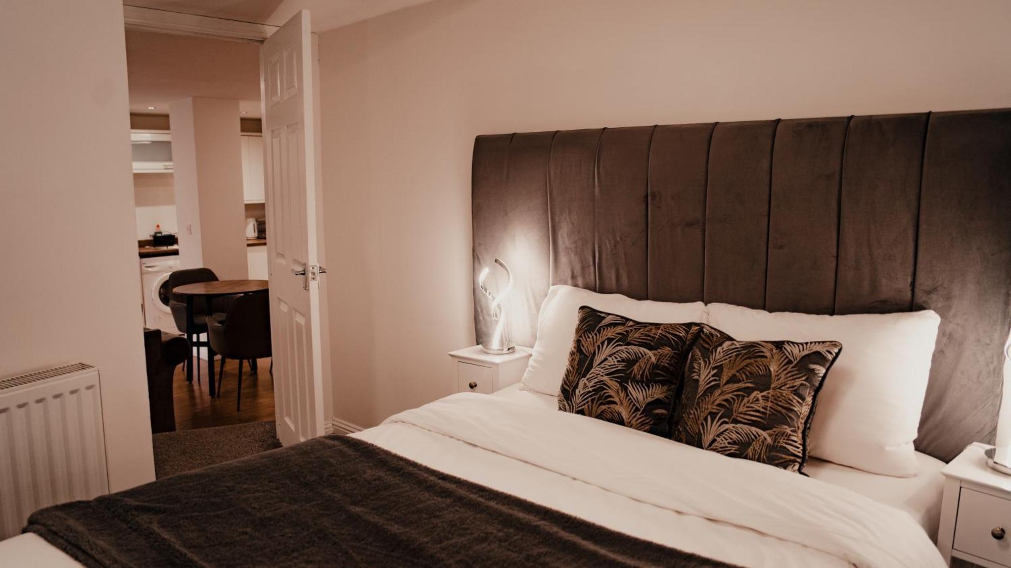 Royal Chambers Serviced Apartments กลาสโกว์ ภายนอก รูปภาพ