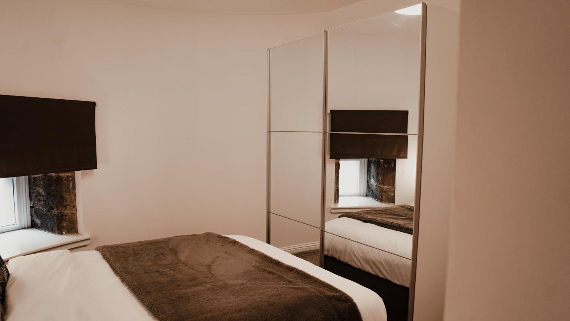 Royal Chambers Serviced Apartments กลาสโกว์ ภายนอก รูปภาพ