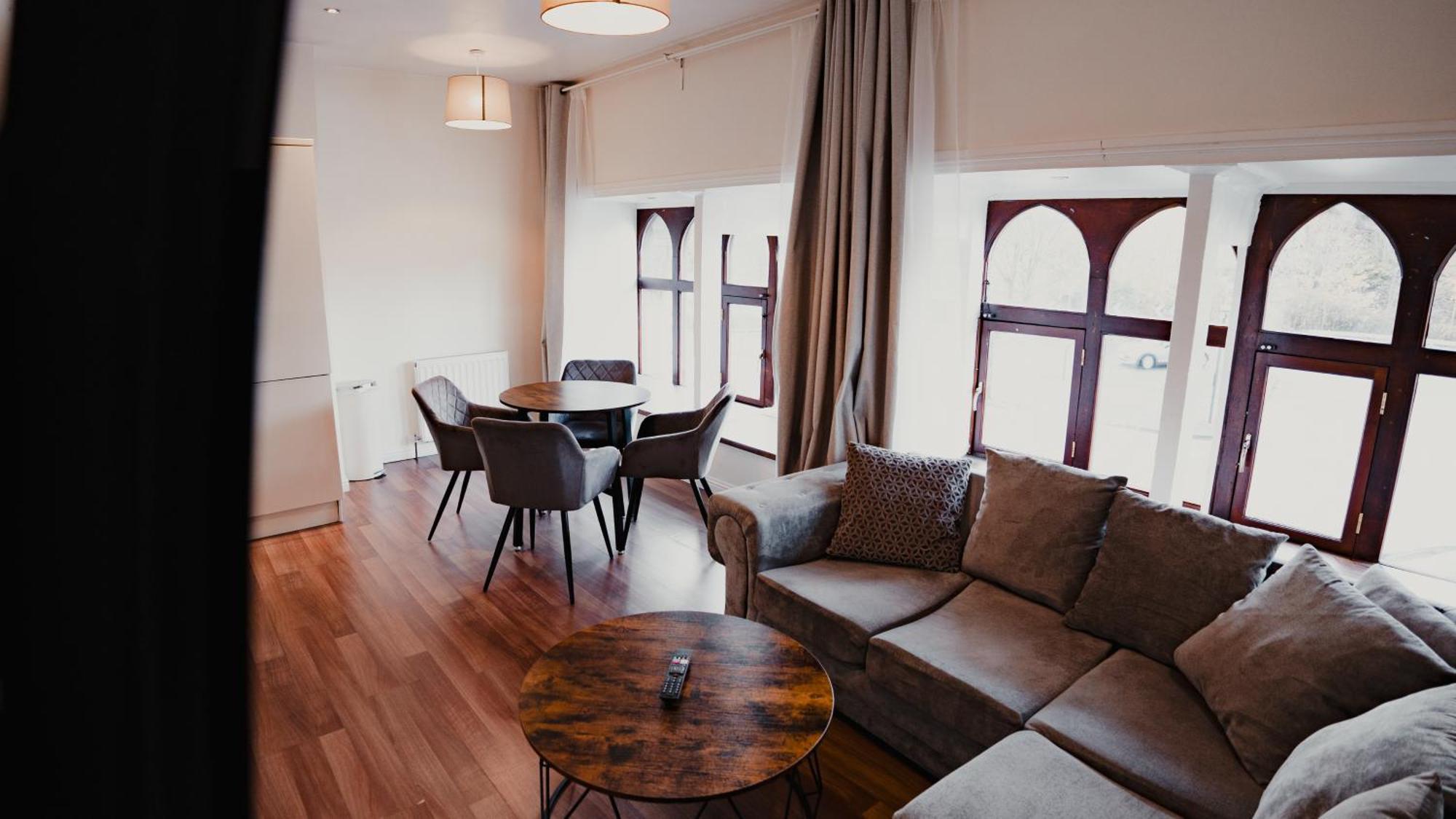 Royal Chambers Serviced Apartments กลาสโกว์ ภายนอก รูปภาพ